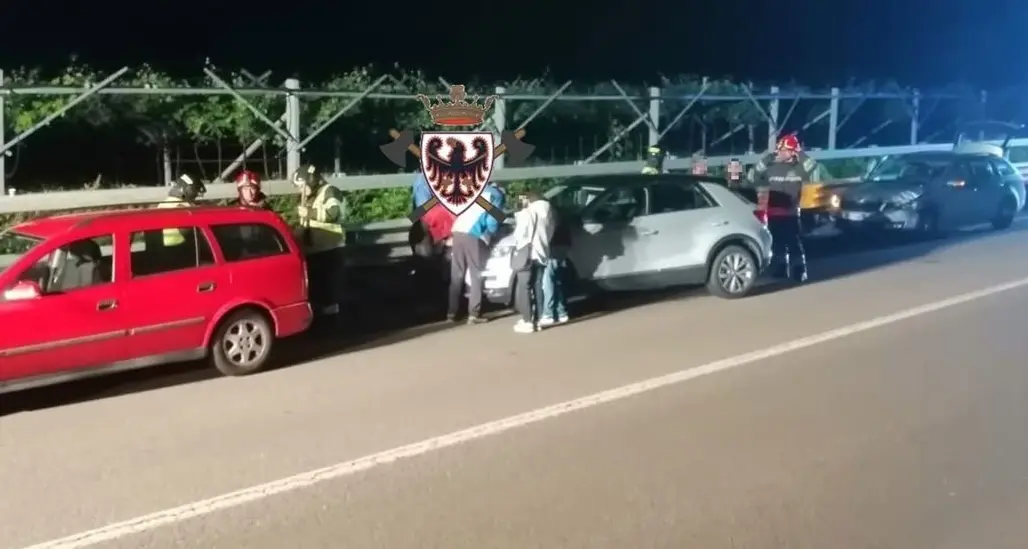Mezzolombardo, incidente stradale: tre auto coinvolte