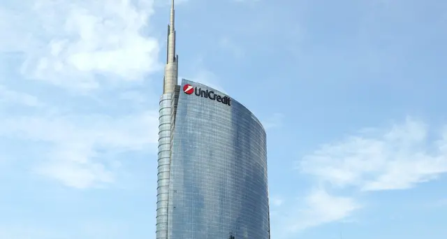 Unicredit: cede l'intera partecipazione turca YapÕ a Koc