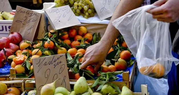 Negli ultimi 12 mesi prezzi dei beni alimentari aumentati del nove per cento, sempre peggio per chi ha un mutuo