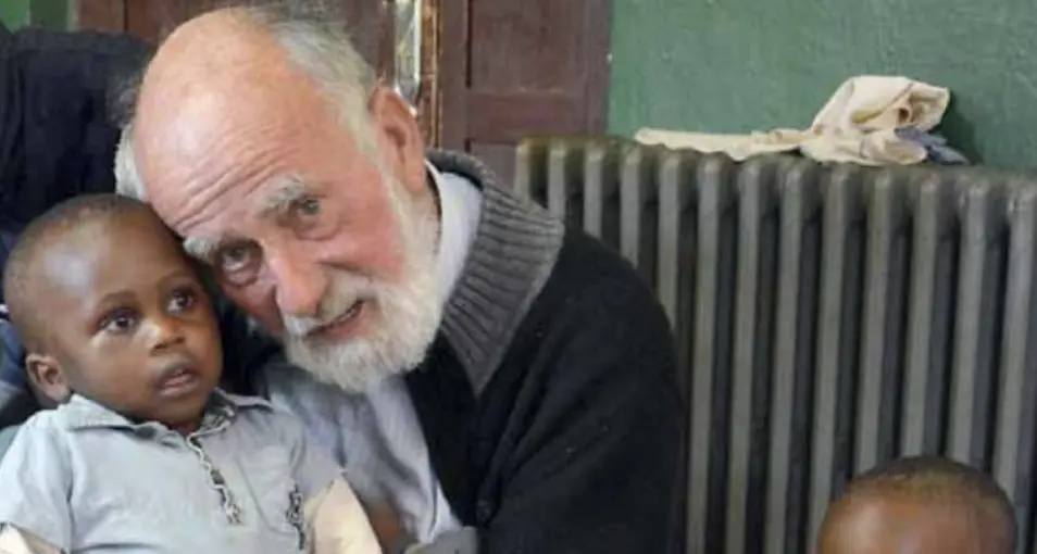 Addio a Baba Camillo, portatore di acqua, rispetto e umanità