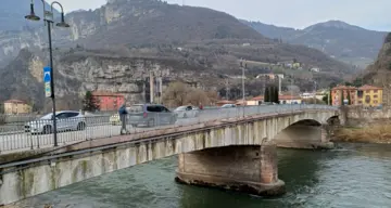 Manutenzione straordinaria al ponte San Lorenzo, oggi e domani senso unico alternato, da venerdì 10 chiusura notturna