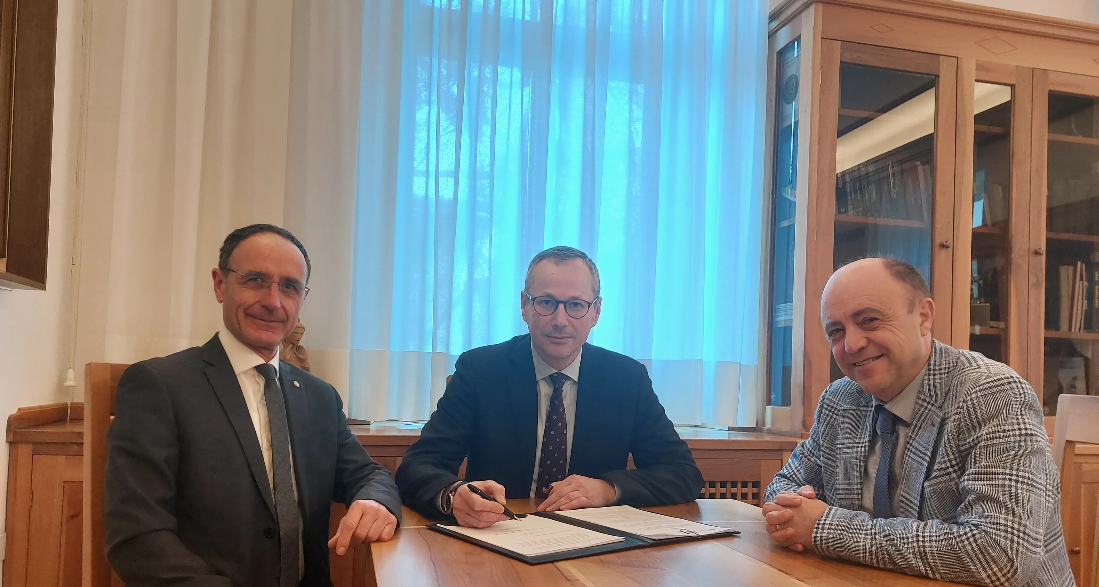 Trento scommette sul futuro: firmato una patto a tre per la rivoluzione digitale delle imprese