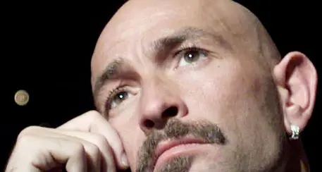 Marco Pantani e l’inchiesta sulla sua morte, il tassista conferma: “Gli portai due escort”