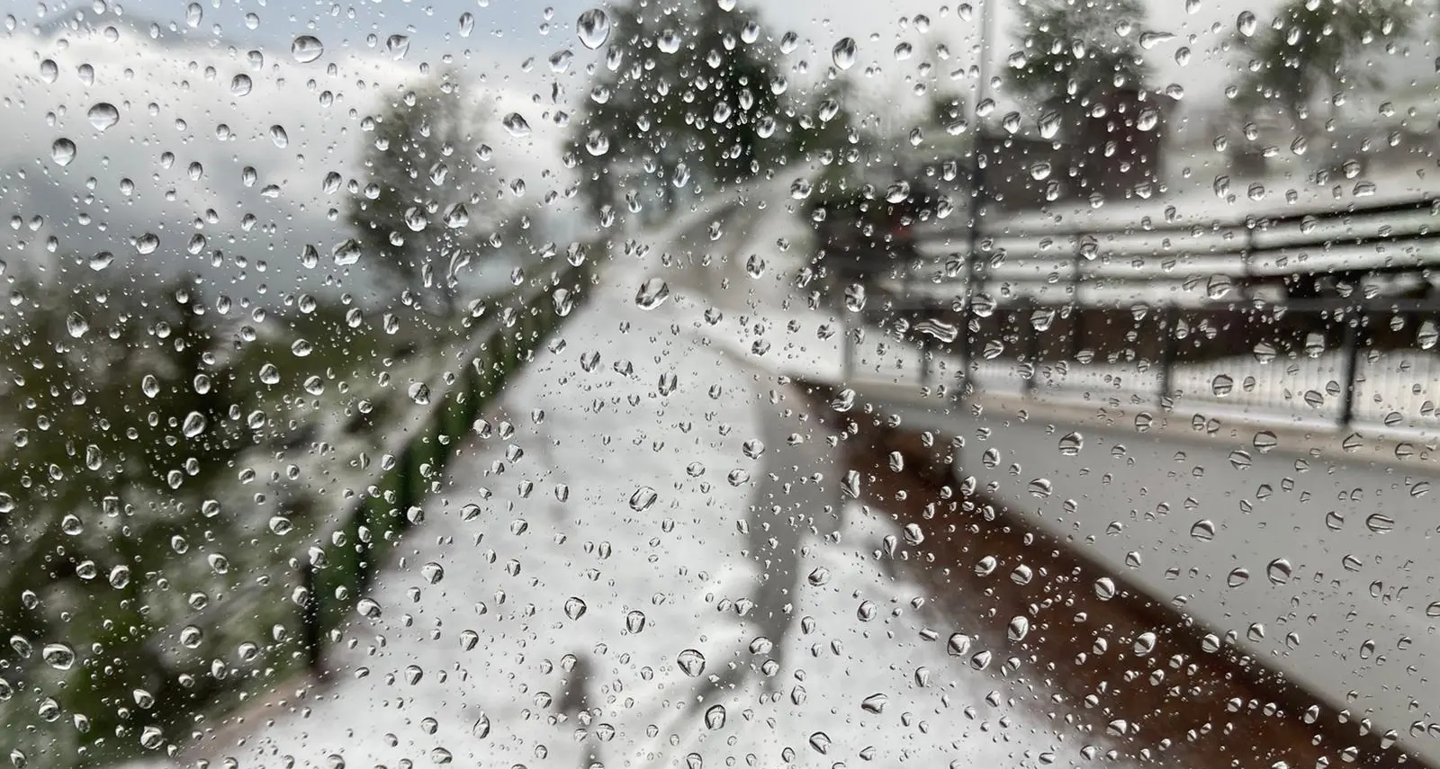 Dopo il gran caldo, arrivano i temporali, scatta l'allerta \"gialla\" per grandine e fulmini