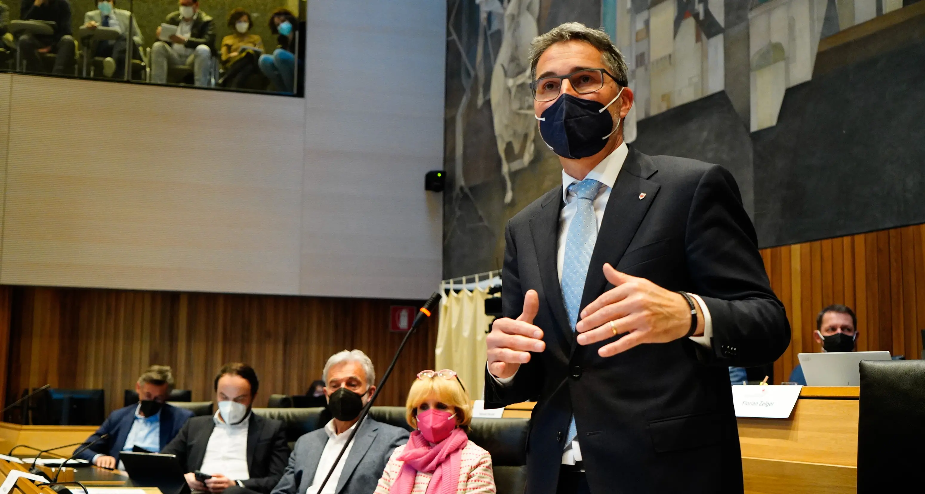 Il Consiglio provinciale di Bolzano approva la giunta senza Widmann, duro scontro in aula fra l’ex assesore e Kompatscher