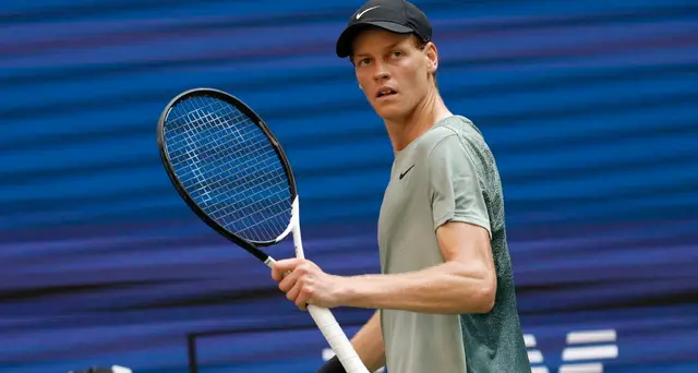 US Open: vittoria in rimonta per Sinner all'esordio