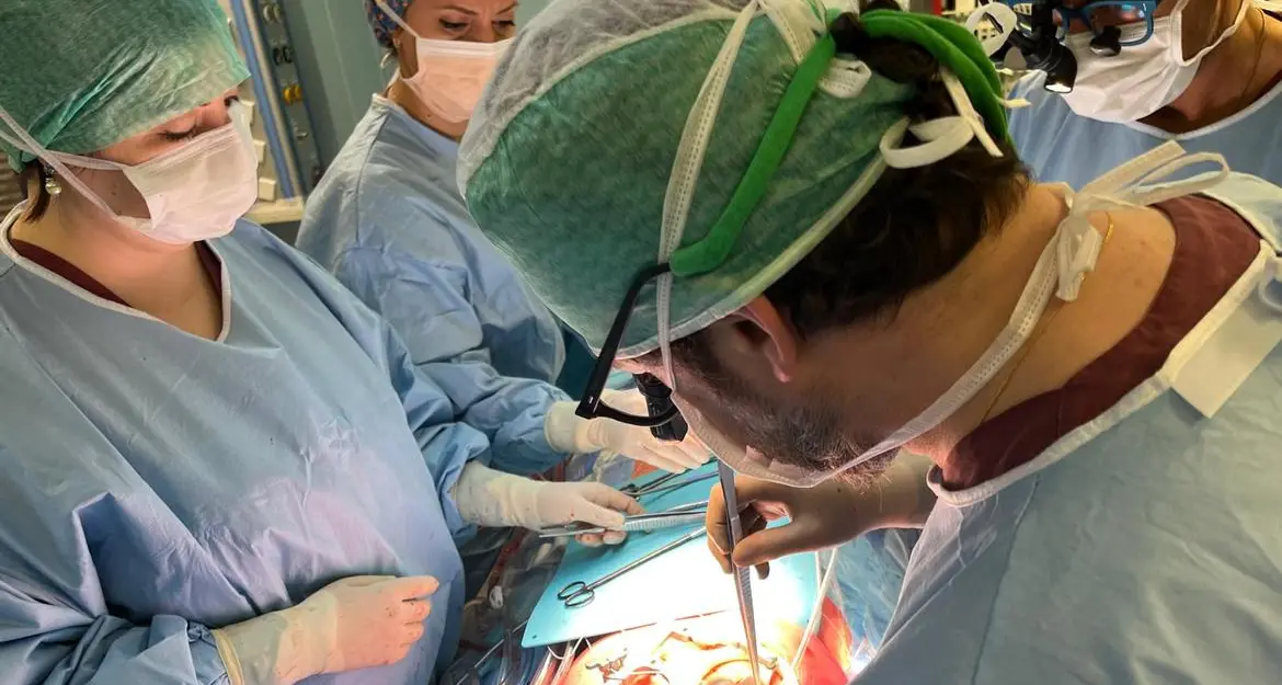 Al Santa Chiara nuovi interventi mini-invasivi per la valvola aortica: dimessi in soli 4-5 giorni i primi tre pazienti