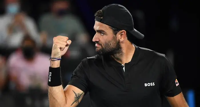 Tennis: un grande Matteo Berrettini vince e vola in semifinale negli Open d’Australia, se la vedrà con Nadal