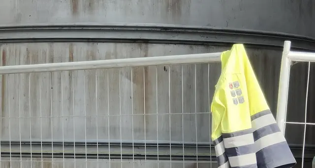 Incidenti lavoro: Modena, camionista schiacciato tra bancali