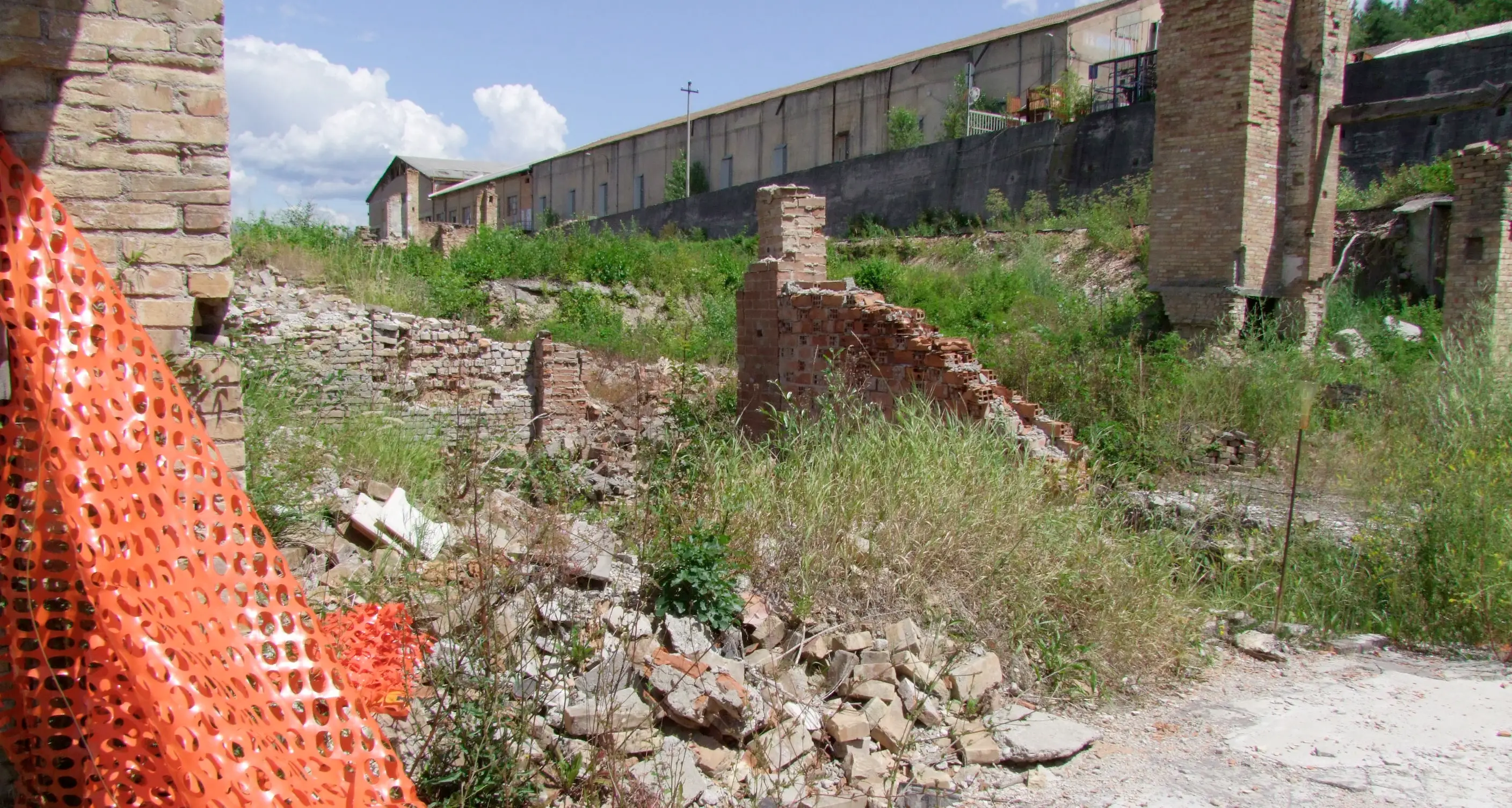 Discarica a Ceramica di Ton: stangata del giudice, condanna a 5 anni e 4 mesi ad Alessandro Iori dopo sei anni di processo