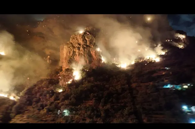 Incendi domati in Costiera amalfitana, alcuni focolai in Penisola sorrentina