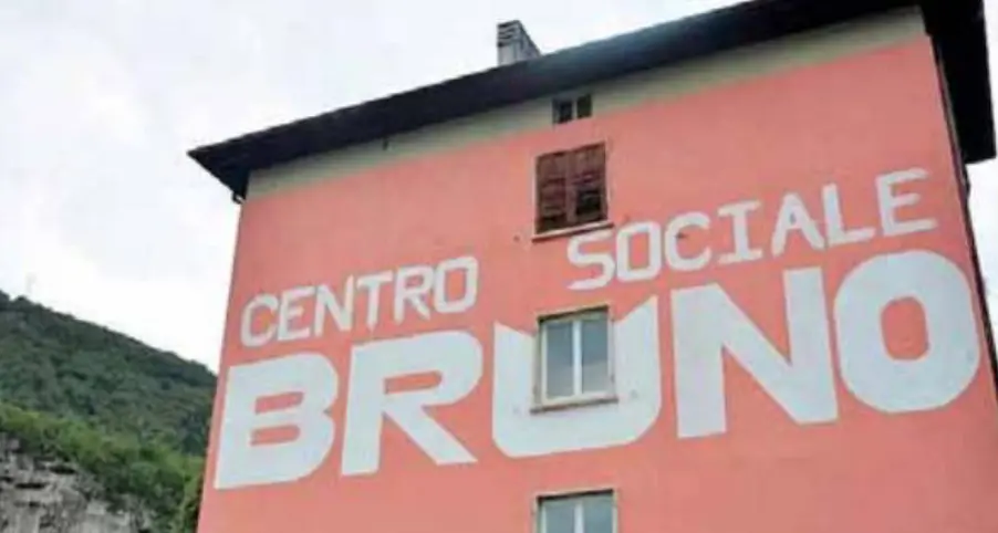 Centro sociale Bruno, lo sfratto può attendere, soddisfatto il sindaco Ianeselli