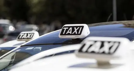 Buoni taxi: trecento quelli ancora disponibili per donne, over 75 e disabili