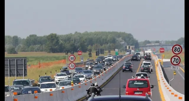 Estate: bollino rosso per Autostrade AA con traffico intenso