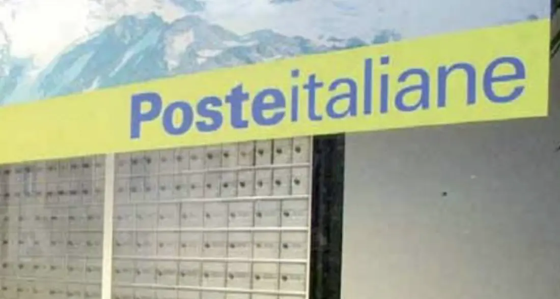Contro le code negli uffici postali ci sono aperture e prenotazioni