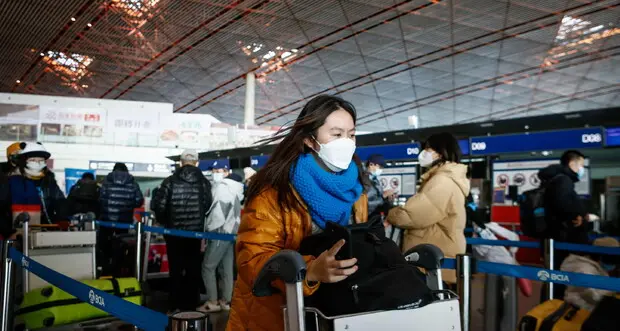 L’ordinanza del ministro Schillaci, obbligo di tamponi Covid per chi arriva dalla Cina