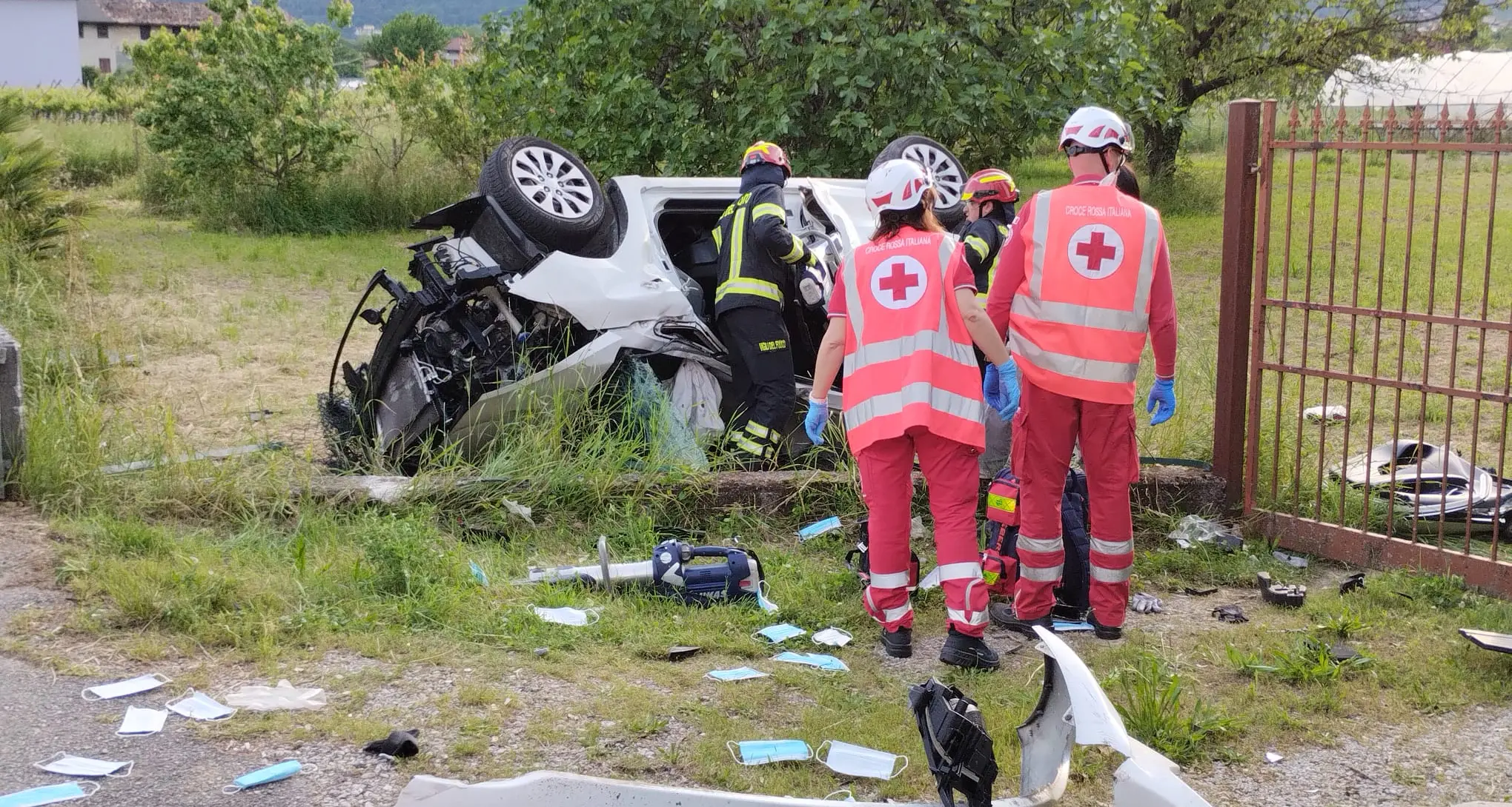 Il disperato tentativo dell'infermiera che passava di lì, per cercare di salvare Armellini