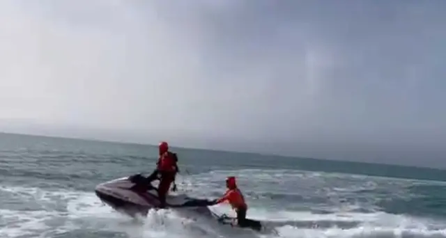 Naufragio migranti:vigili del fuoco ripreso ricerche in mare