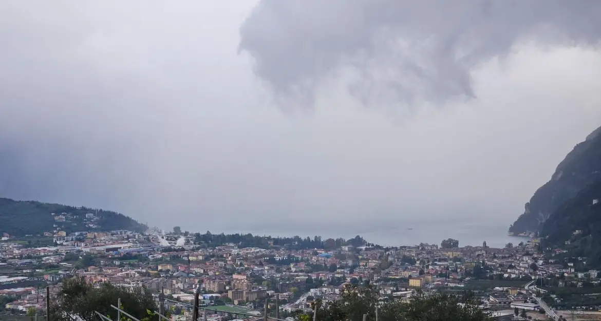 Maltempo, aperta la galleria Adige-Garda per proteggere Verona