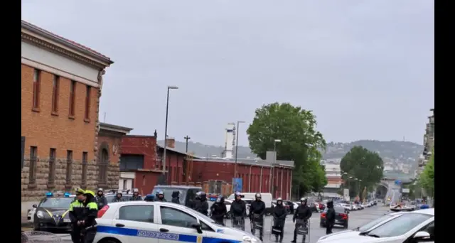 25 Aprile: folla e forte presenza forze ordine a San Sabba