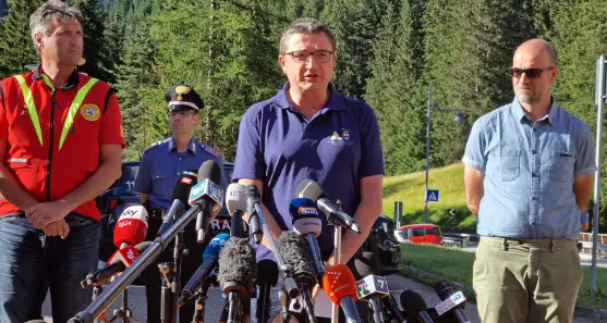 Marmolada, Fugatti annuncia: «Le operazioni andranno avanti a oltranza, non ci fermeremo»