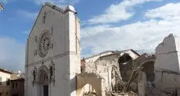 Norcia si riappropria del suo simbolo più amato: la Basilica di San Benedetto, nonostante il sisma ora è integralmente restaurata