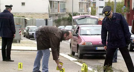 Vicenza, muore in sparatoria dopo aver sottratto l’arma a un carabiniere