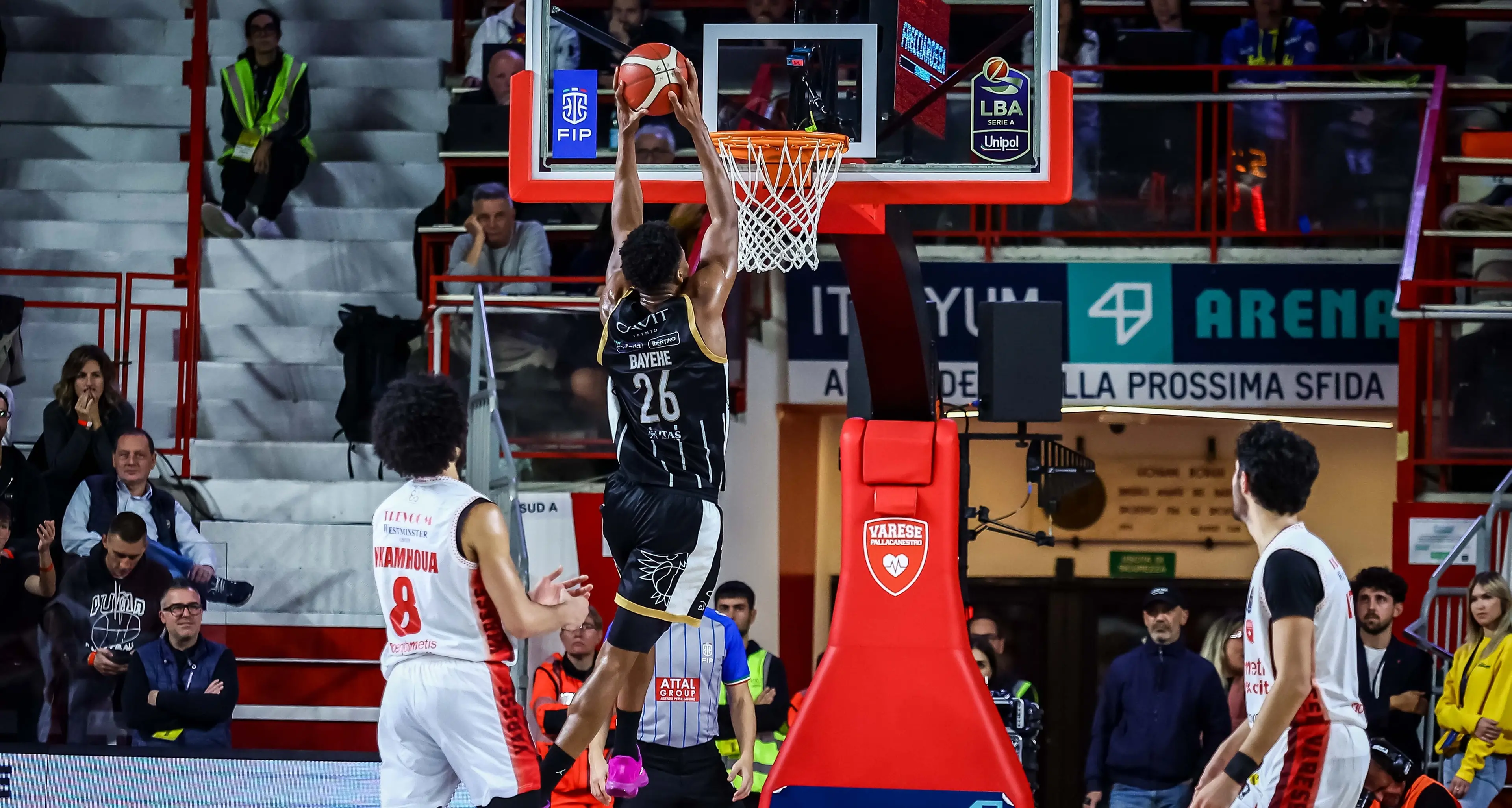L’Aquila Basket espugna Varese con una prova di carattere
