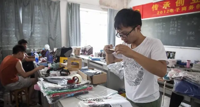 Multa Ue a AliExpress da 550 milioni, 'non ha fermato prodotti illegali'