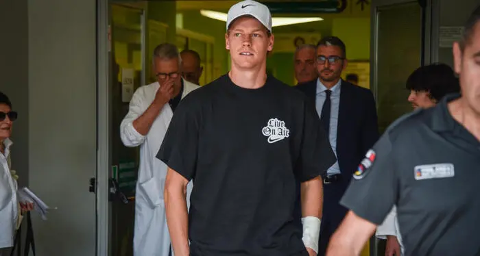 Jannik Sinner è tornato al San Raffaele per completare gli accertamenti medici
