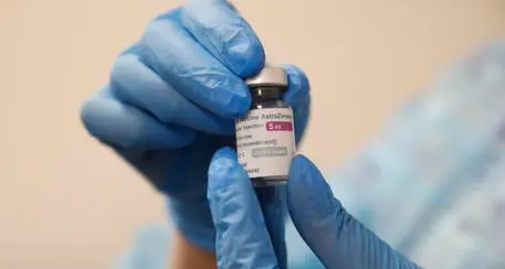 L’Olanda ha sospeso il vaccino AstraZeneca per tutti