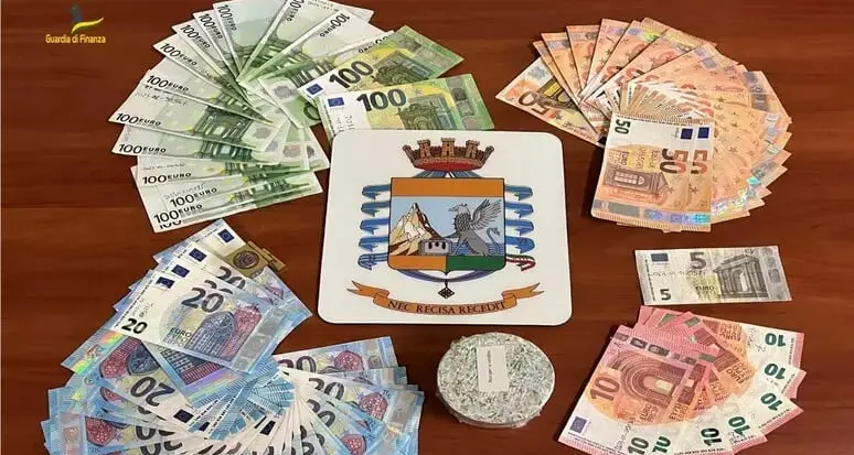 Scoperta una banca clandestina cinese, sequestrati 45 milioni di euro: soldi raccolti anche in tutto il Nordest