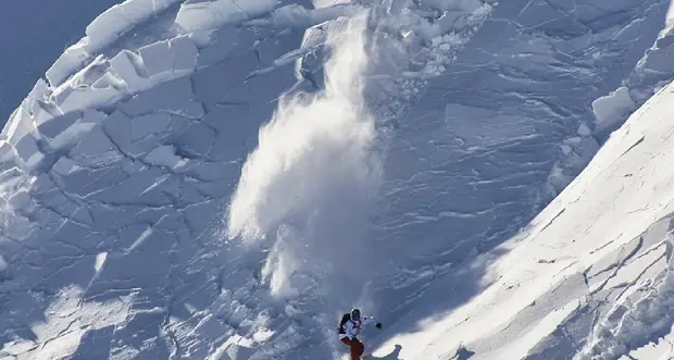 Il dramma di Natale: scialpinista muore travolto da una valanga in Val Senales