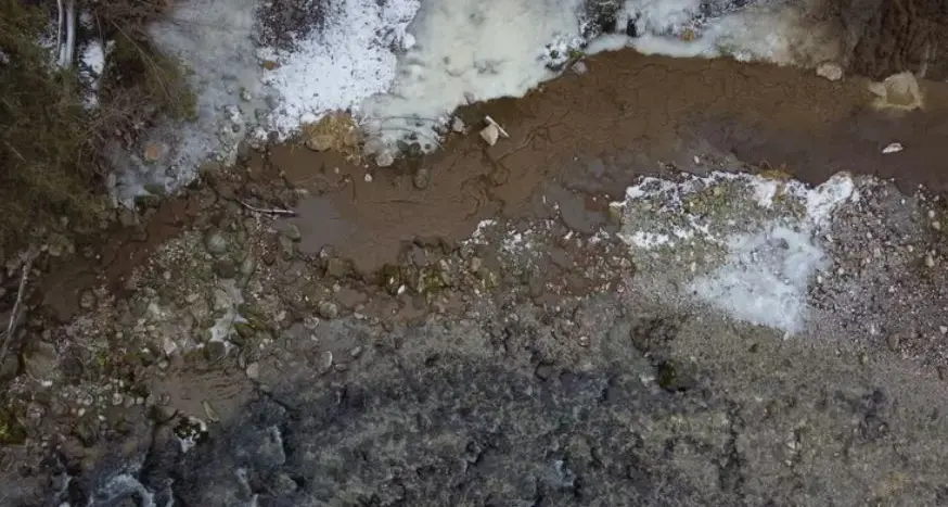 Sversamenti nel Sarca: «Uno scempio, letame e liquami arriveranno fino al lago di Garda»