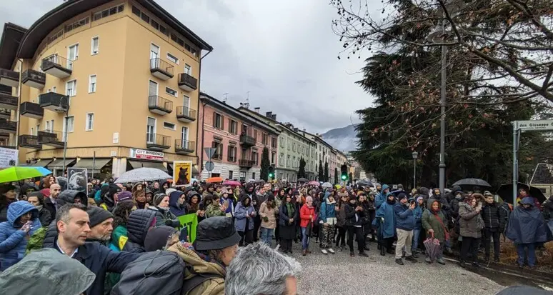 Minacce di morte a Fugatti, Digos al lavoro per risalire all’identità di alcune decine di \"odiatori del web\"