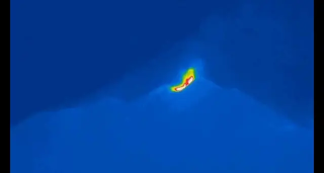 Etna: attività stromboliana da bocche del cratere di Sud-Est