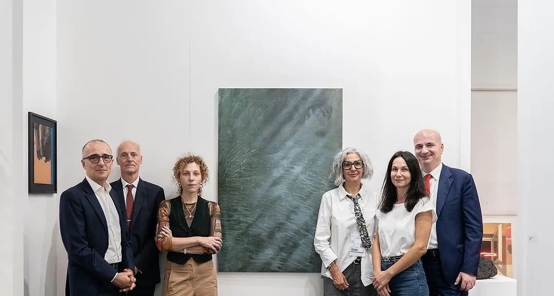 ArtVerona, un premio alla galleria Boccanera con la pittrice Linda Carrara