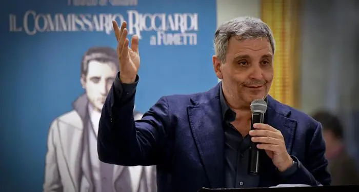 De Giovanni: la mia scrittura, le mie idee, Ricciardi (che tornerà) e il tifo per il Napoli
