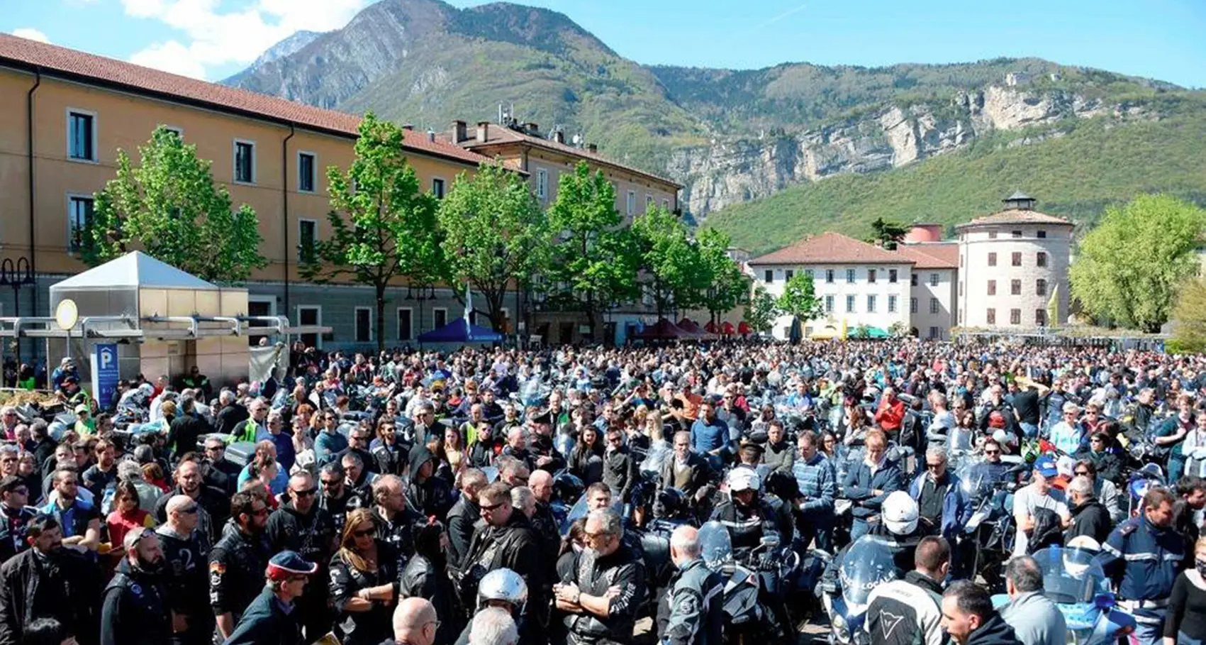 Benedizione delle moto, impossibile farla in piazza, domenica cerimonia sui «social»