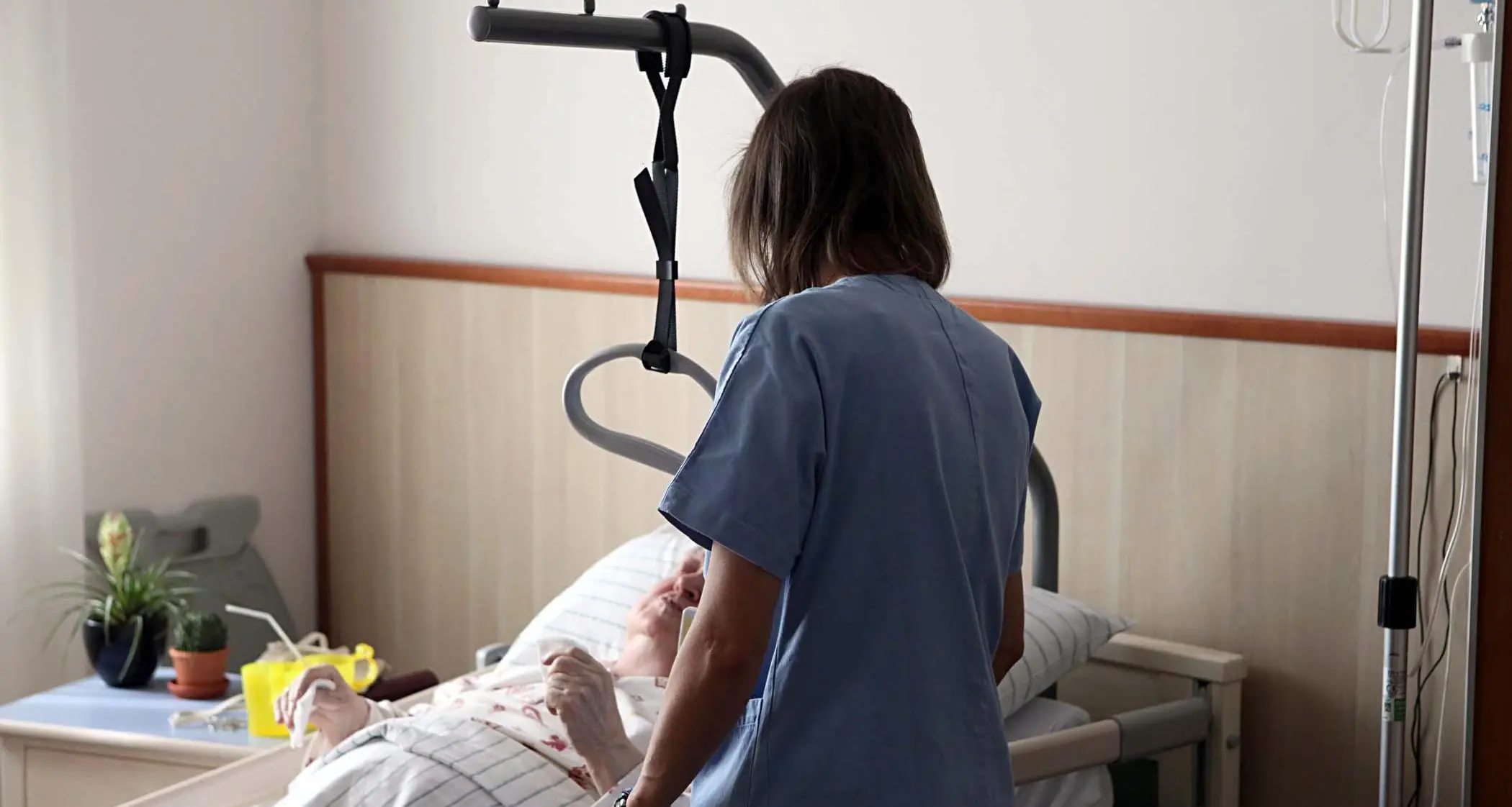 Case di riposo, approvate le nuove tariffe: ecco tutti gli aumenti (retroattivi, dall'1 gennaio scorso)
