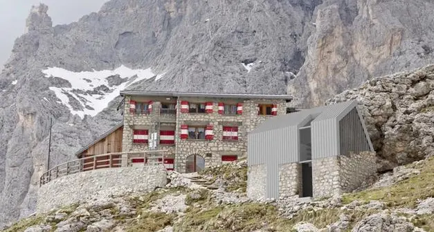 Montagna, il Pradidali si ribella alla moda dei rifugi a 5 stelle