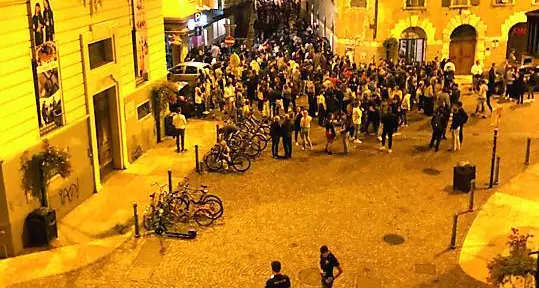 Santa Maria Maddalena, ennesima proroga del divieto di alcolici da parte del sindaco Ianeselli