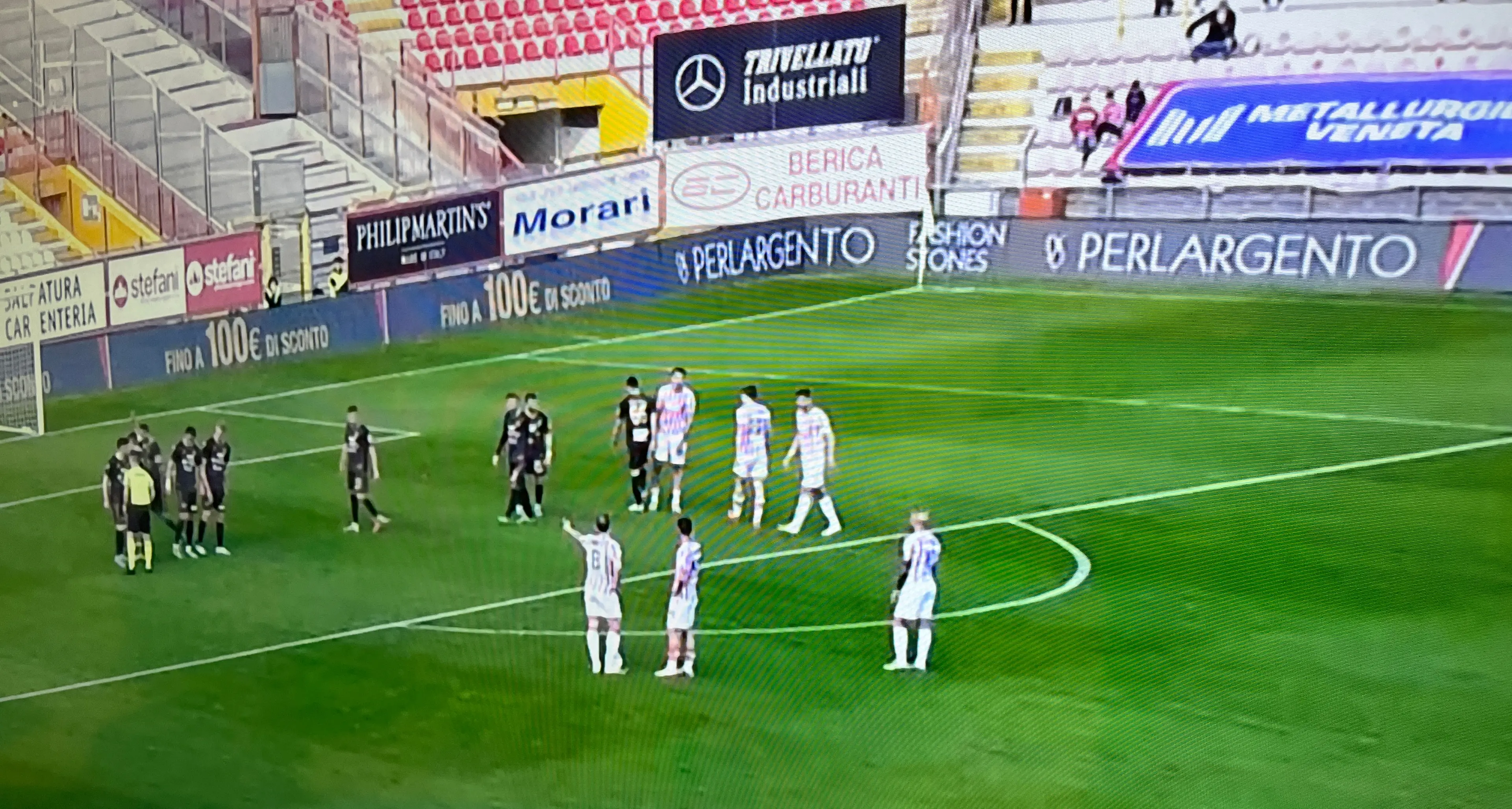 Niente da fare per il Trento, Vicenza troppo forte: 2-0 per i veneti