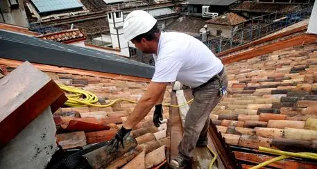 Via il Superbonus, l’edilizia in ginocchio: “Peggioramento di occupazione e qualità”