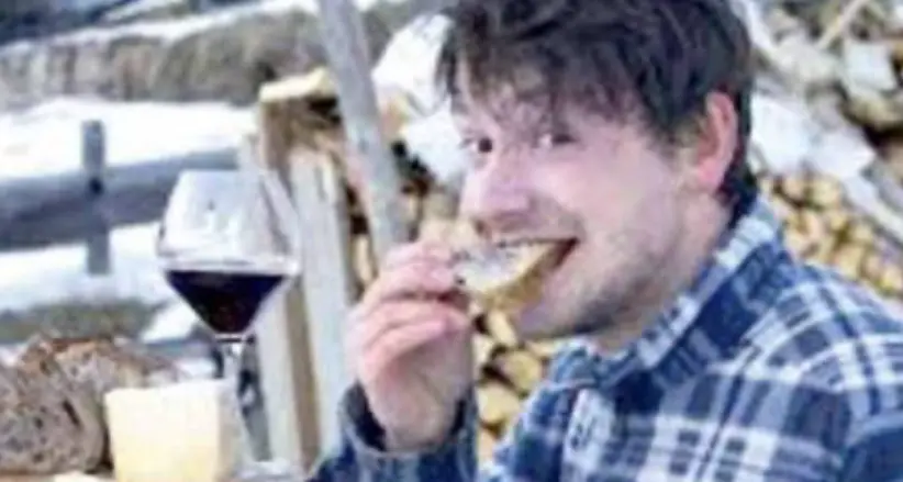Cucinare nel bosco ha conquistato il web: il food blogger trentino da 400mila followers