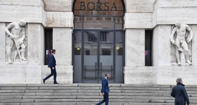 ++ Borsa: l'Europa scivola ancora, Milano e Francoforte -7% ++