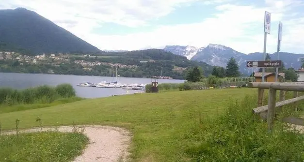 Battaglia per l'accesso al lago di Caldonazzo, la vicenda finisce in Cassazione: la storia