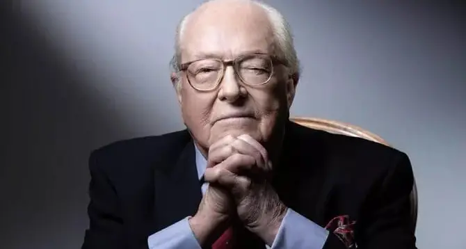 Morto Jean-Marie Le Pen: padre di Marine e fondatore del Front National