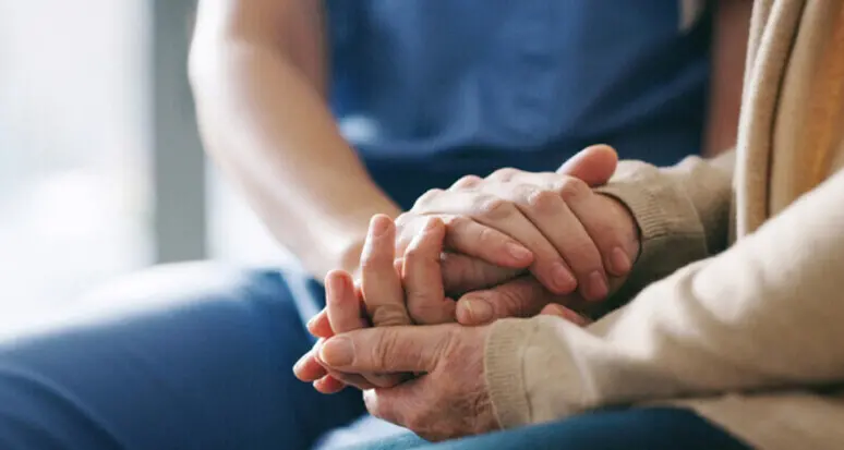 Gli hospice di Trento e di Mezzolombardo cercano volontari: quello che c’è da sapere