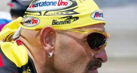 Pantani: la Procura di Trento indaga su mafia e scommesse al Giro del 1999
